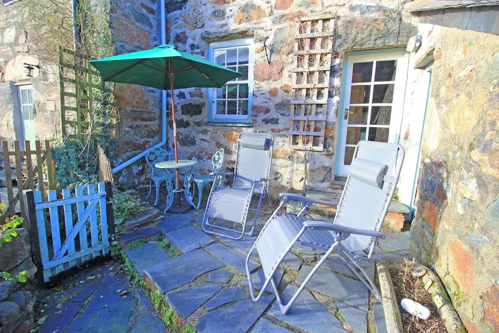 Ivy House