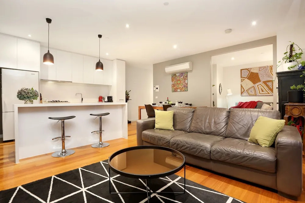 Essendon Sub-Penthouse on Napier