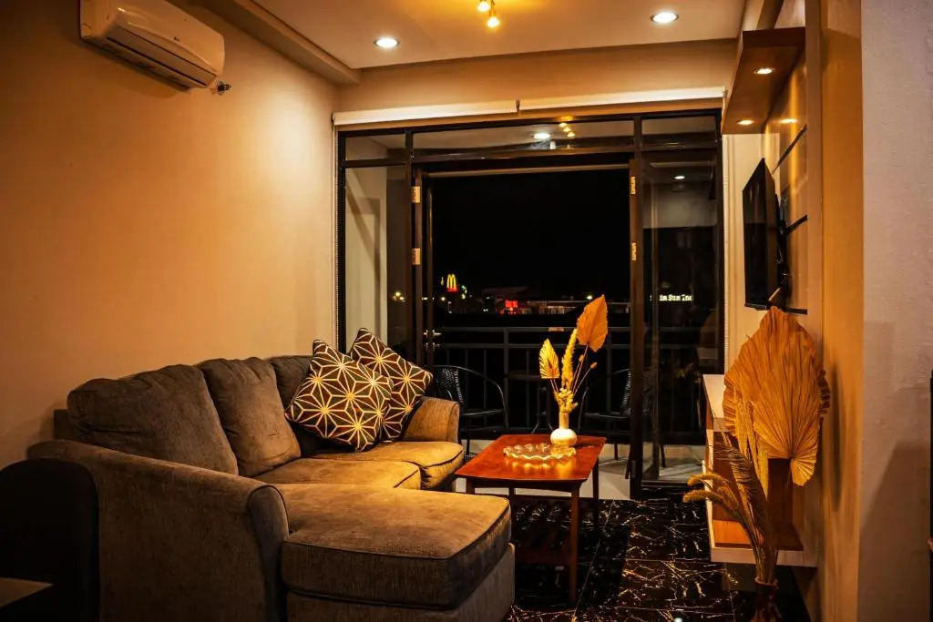 Grace Apartment Bali - A Cozy 2 Bedrooms Apartment in Sunset Road