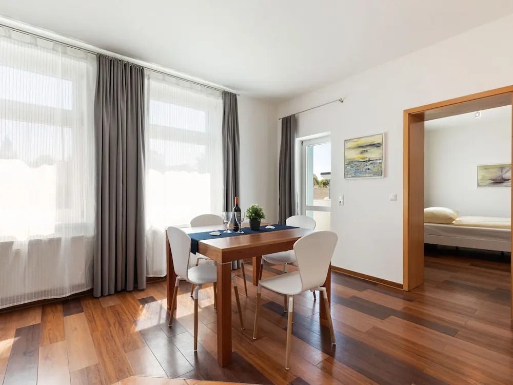 Modern Apartment in Ostseebad Kühlungsborn Near Seabeach
