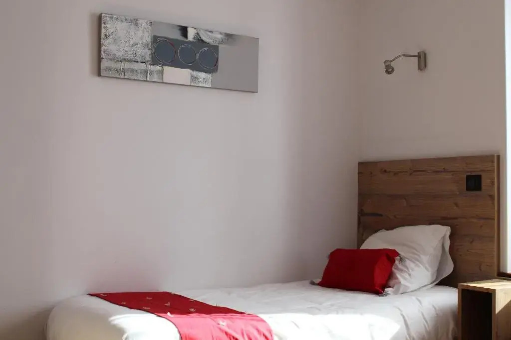 Logis Hôtel Auberge de lAllagnonette