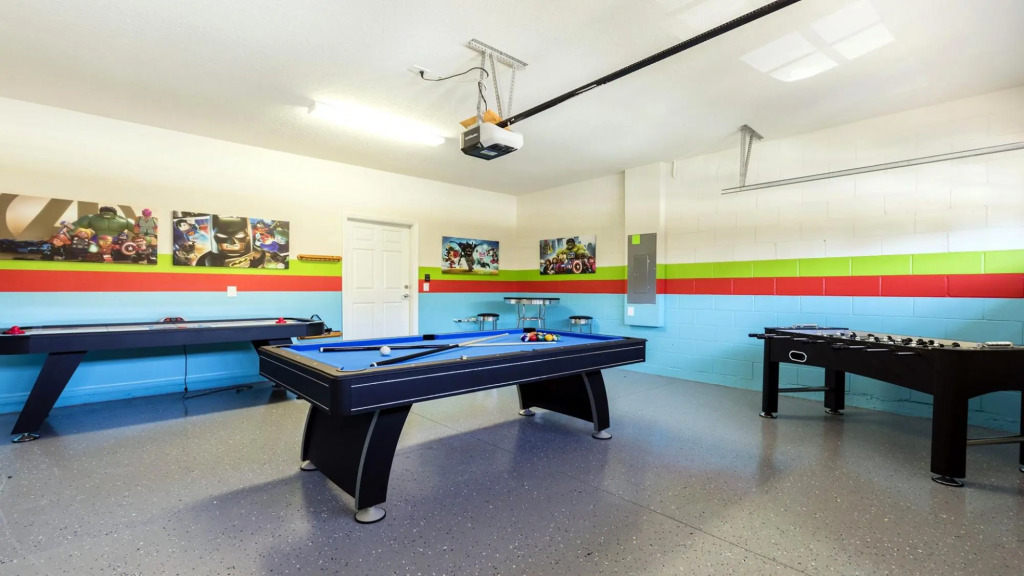 Modern 7BR Family Villa Close 2 Disney w Pool SPA