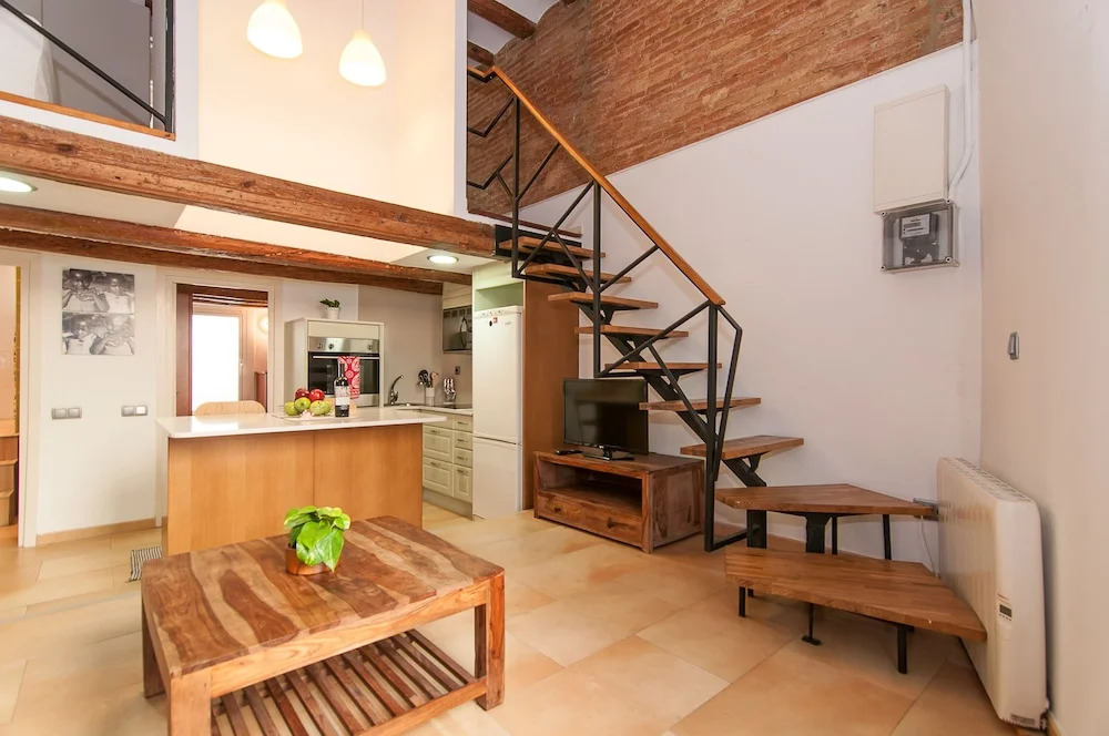 Bogatell Beach Stylish loft