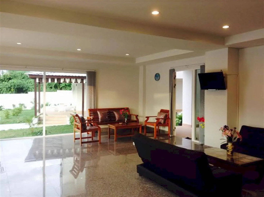 Siray House