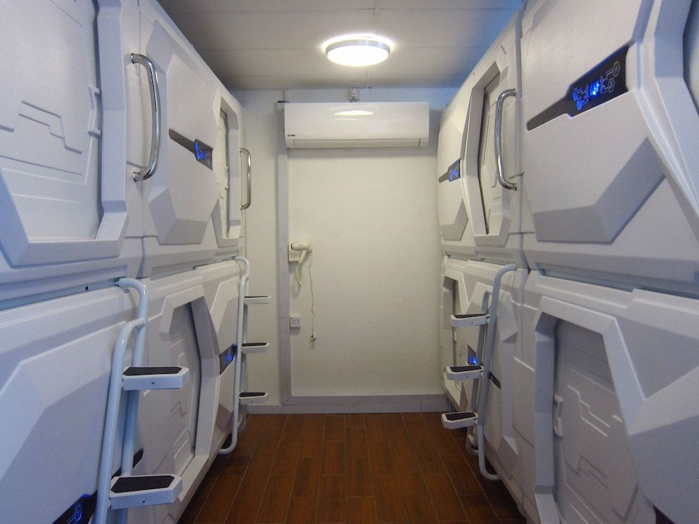 Aloha Capsule Hostel