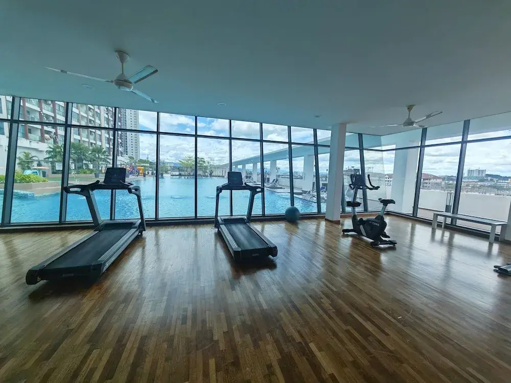 AMERIN MALL CONDO SUITE KL By VP