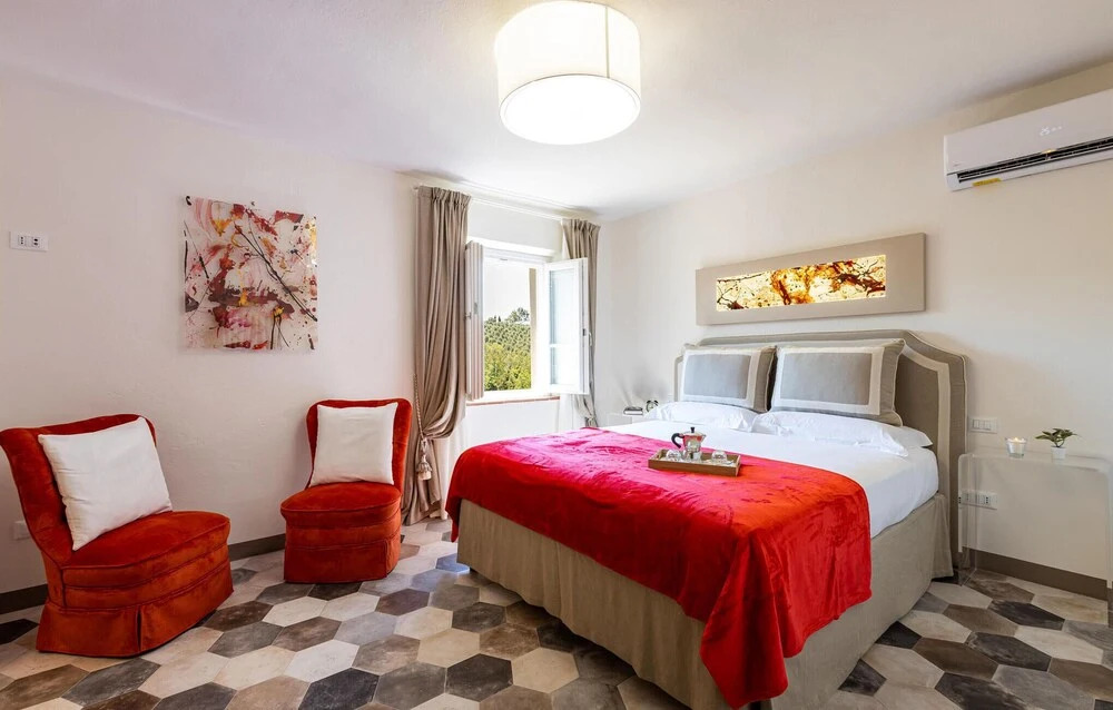 Beautiful Apartment in Vinci With Wifi and 1 Bedrooms