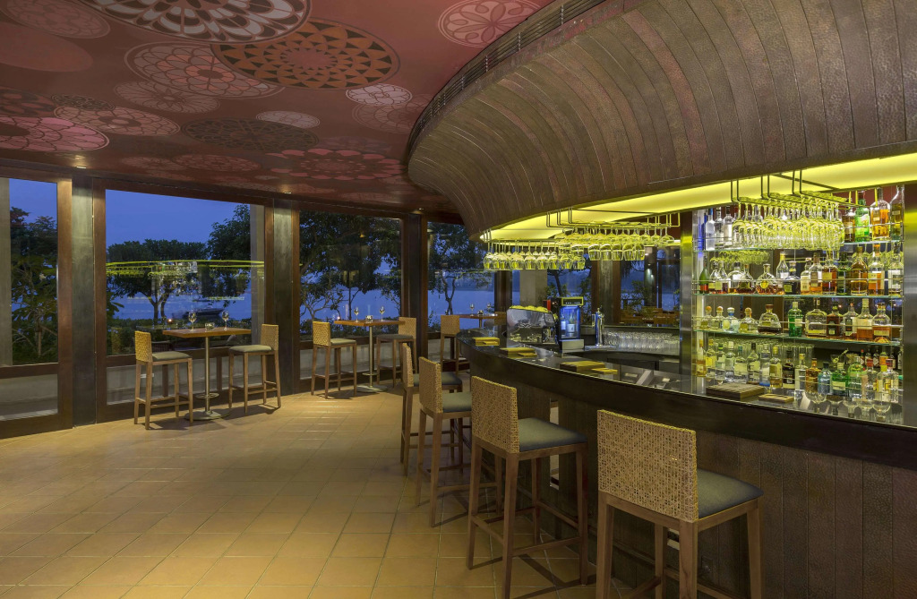 Курортный отель Anantara Kalutara Resort
