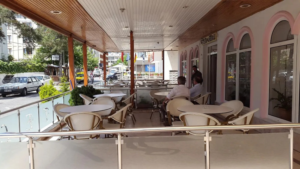 AKÇAY LEMAN OTEL