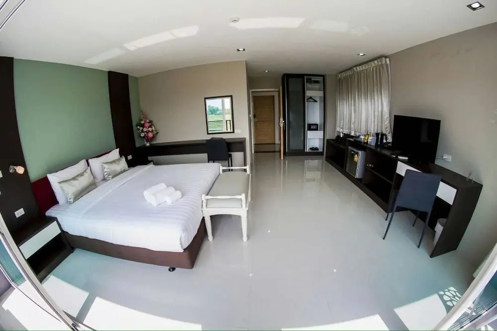 SR Residence Hotel