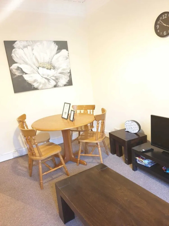 Convenient Clean and Comfortable Flat