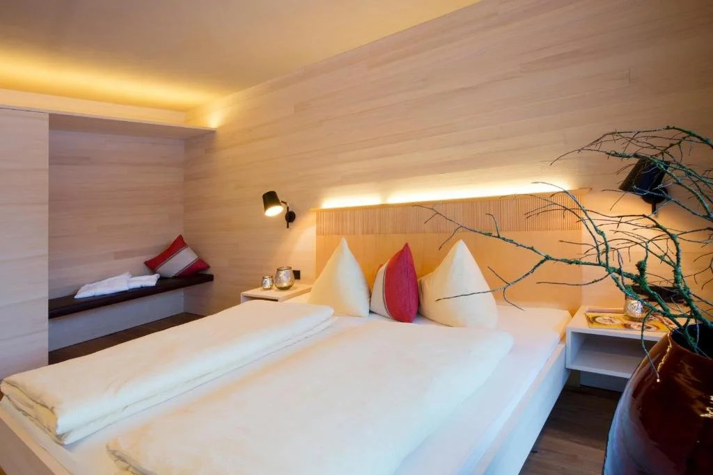n Apartments Hotel