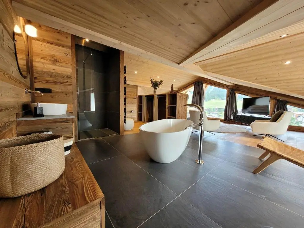 Chalet Les Gets, 5 pièces, 14 personnes - FR-1-598-19