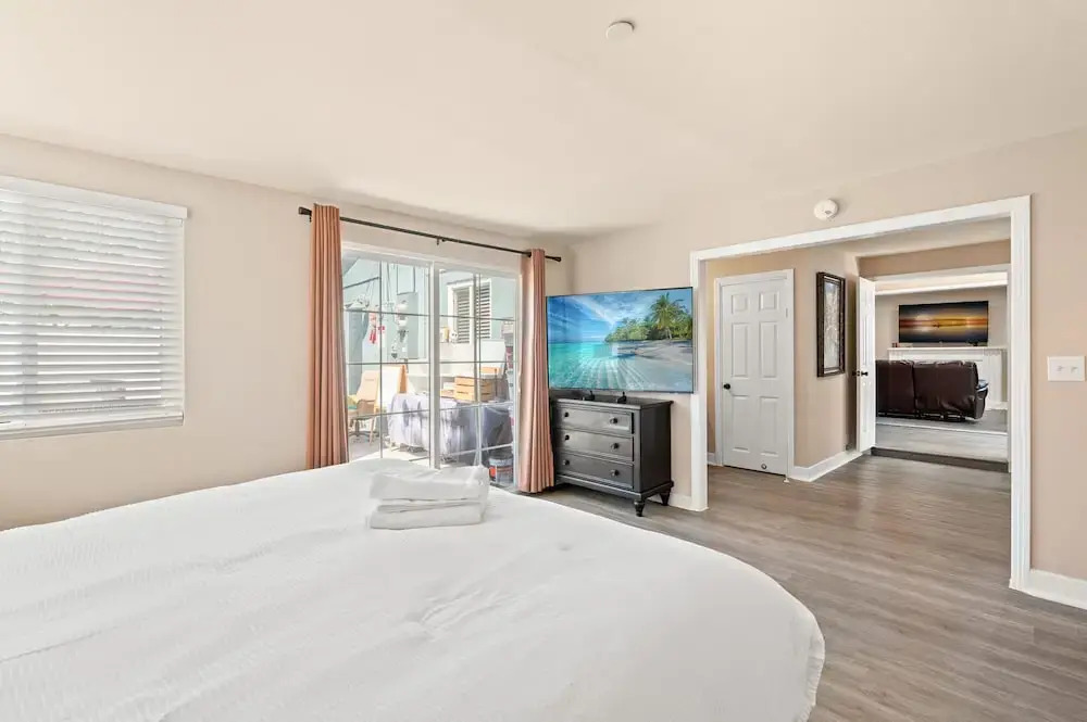 Whimsical Family Stay 10 Min Walk to PV Hospital