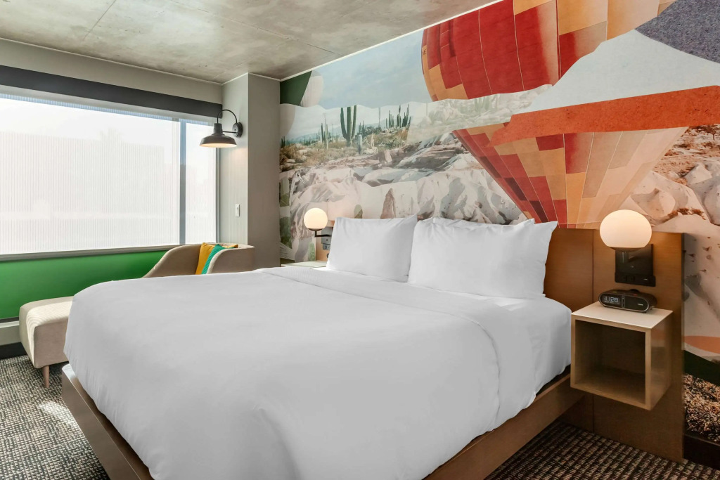 Cambria Downtown Phoenix Convention & Airport Hotel