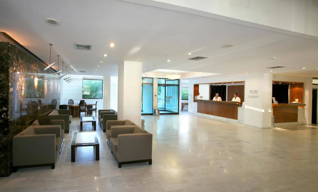 Grecian Sands Hotel