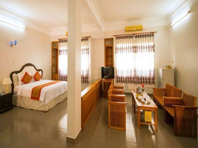 Nhà Hàng Khách Sạn Hòa Bình 2