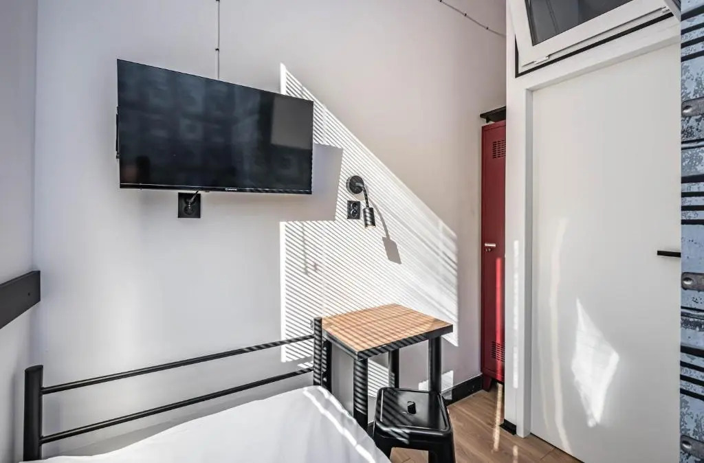 Vola Hostel