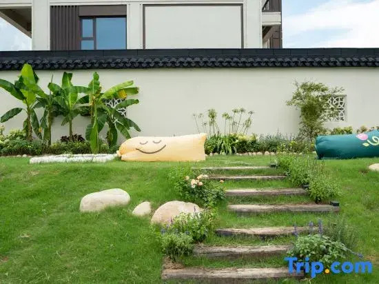 Taibaishan Shanlan Private Hot Spring Homestay