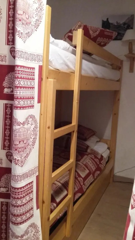 Tigny37 Studio Cabin 4 People 2 Exposed South-east