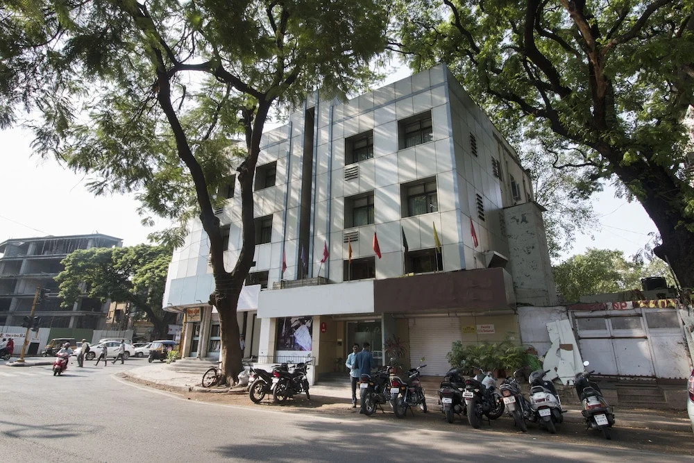 OYO 6429 Hotel Pearl