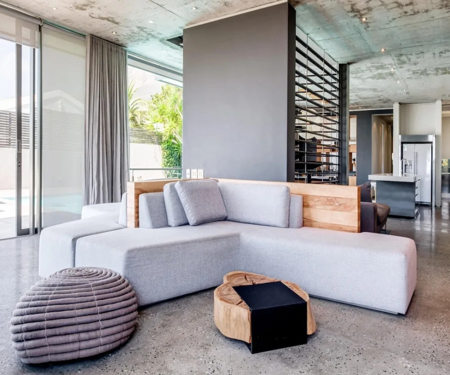 Exquisite Modern Camps Bay Villa Hove Villa
