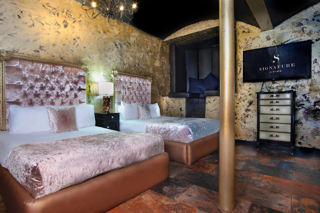 Signature Living Bold Street