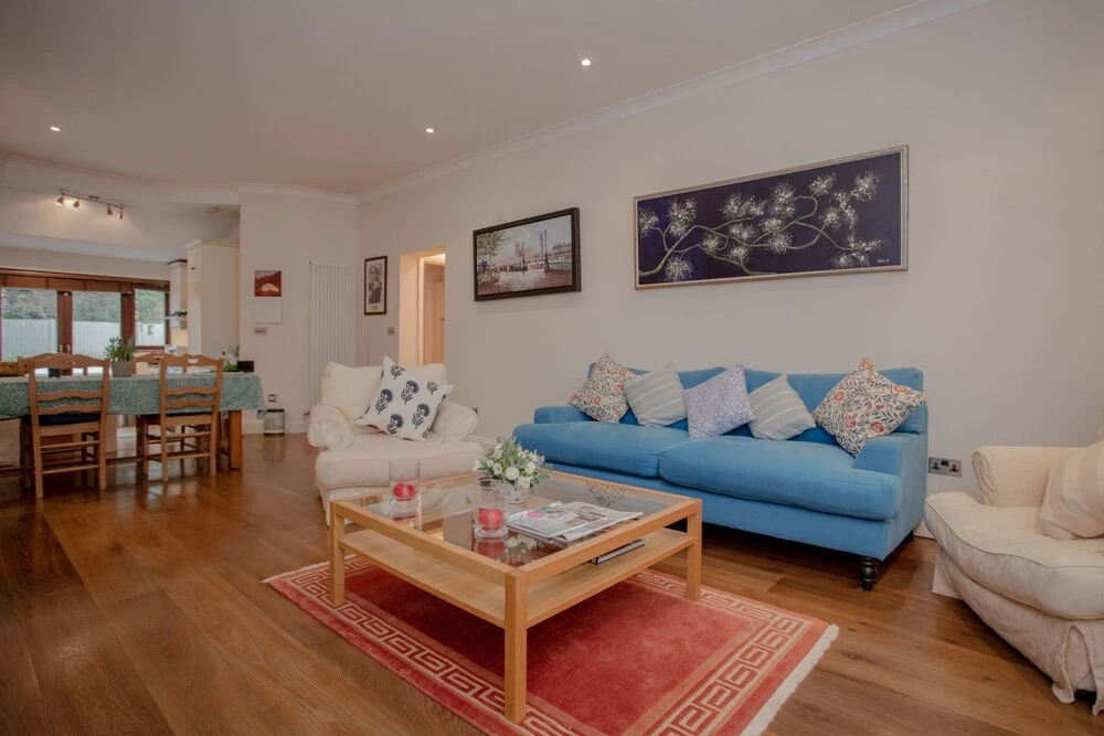 Garden Flat in Shepherds Bush