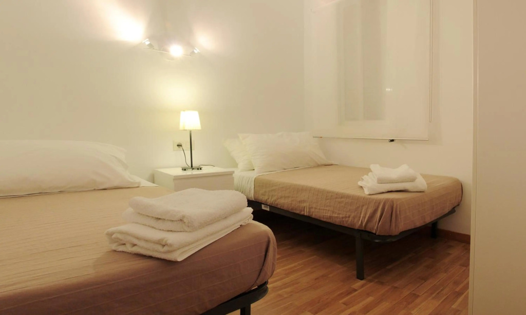 Alguera Apartments Napols