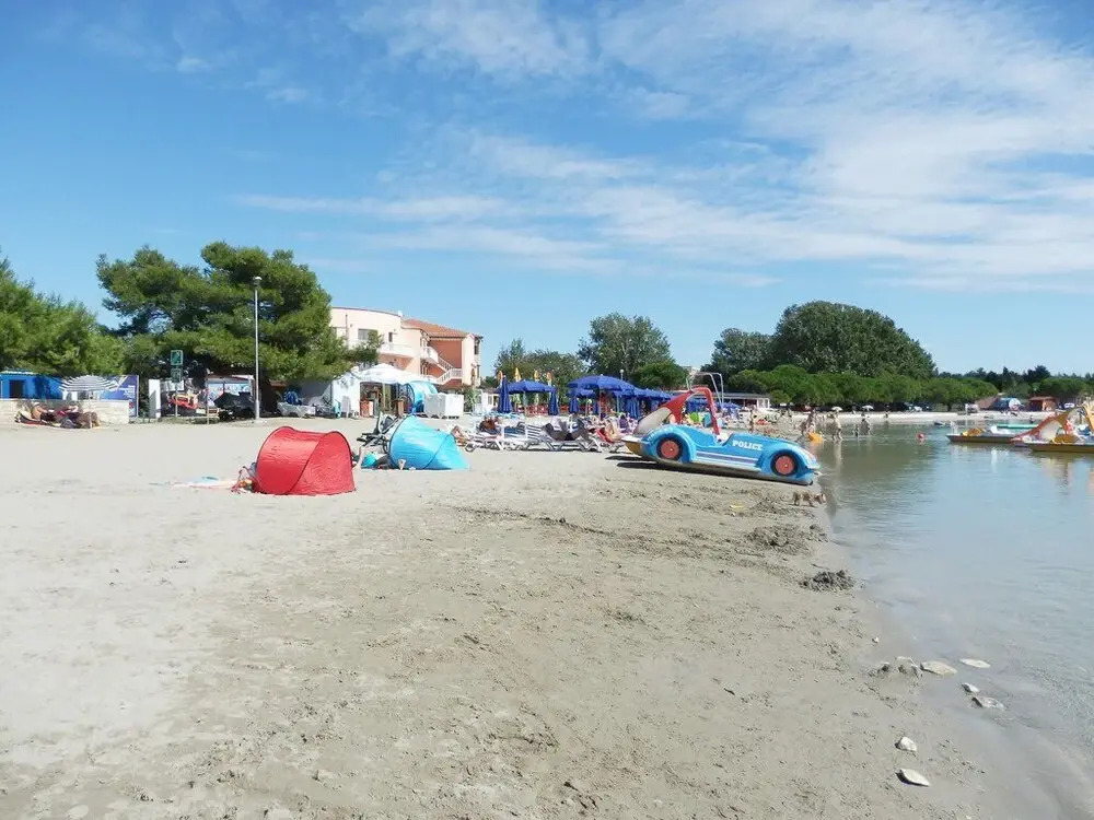 Mark - 10 m From sea - A5