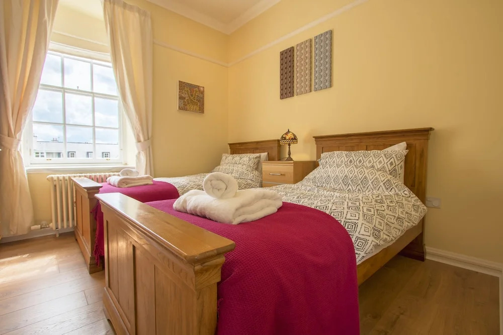 Balfour House Apartment