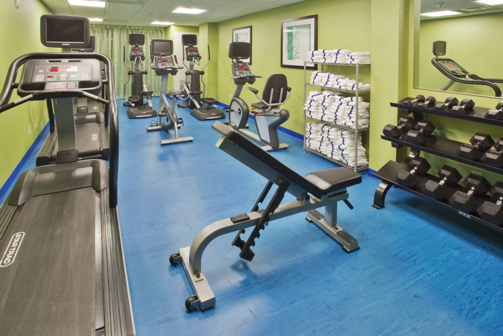 Holiday Inn & Suites Virginia Beach - North Beach by IHG