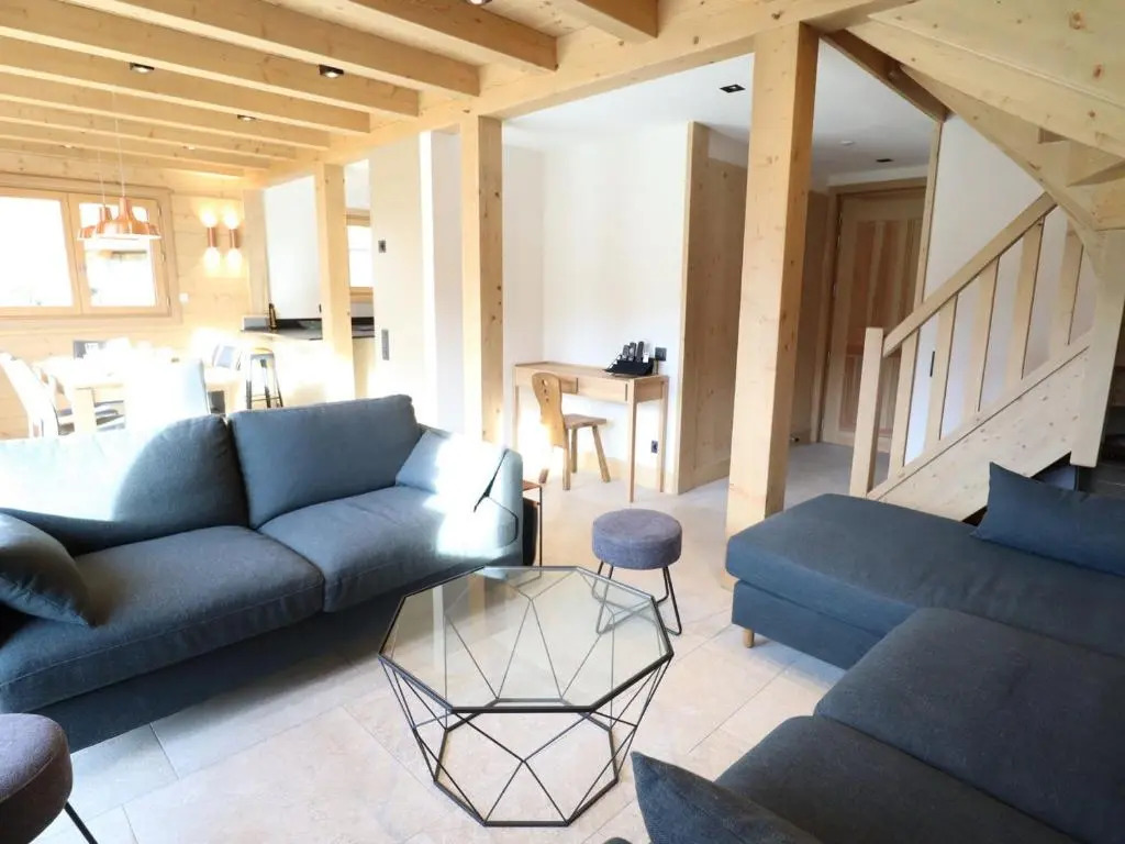 Chalet Neuf Exposé Plein Sud à 600m des Pistes avec Terrasse et Parking - FR-1-623-299