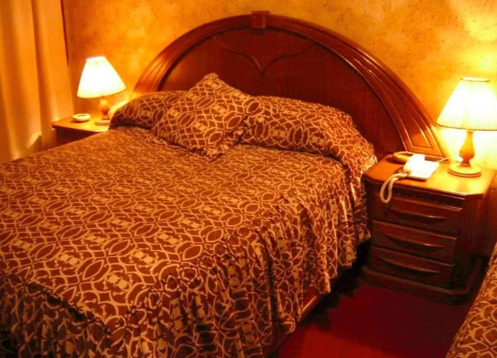 Hostal Versalles