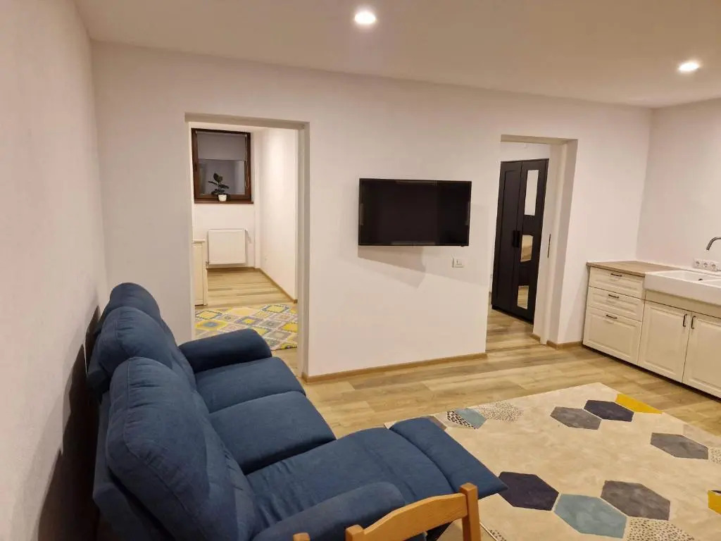 GIRO Guest House