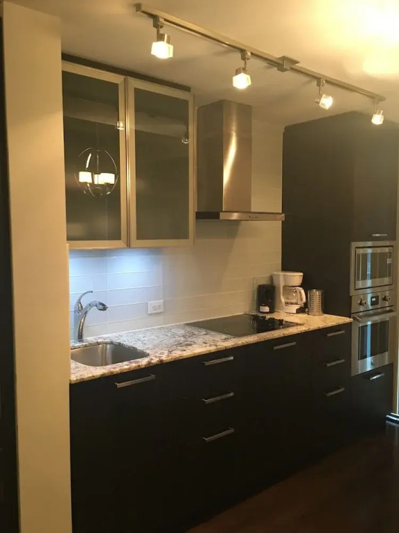 Trinity Suites - Condo on York Street I