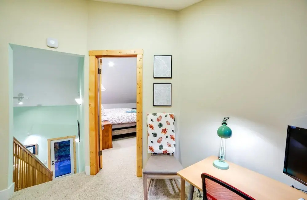 Mt Baker Lodging Cabin 12 - Sleeps 4