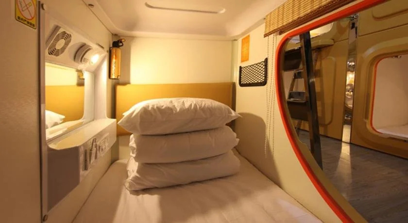 Xian Capsule Hotel