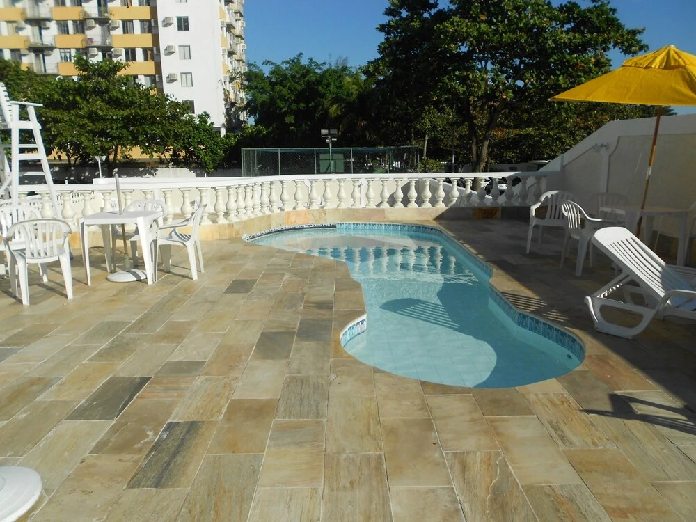 Gohouse - Pontoes 703