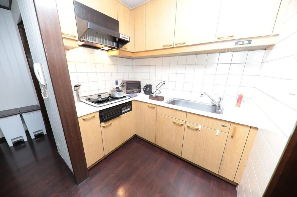 Omotenashi Usagi Hostel (15-13~18)