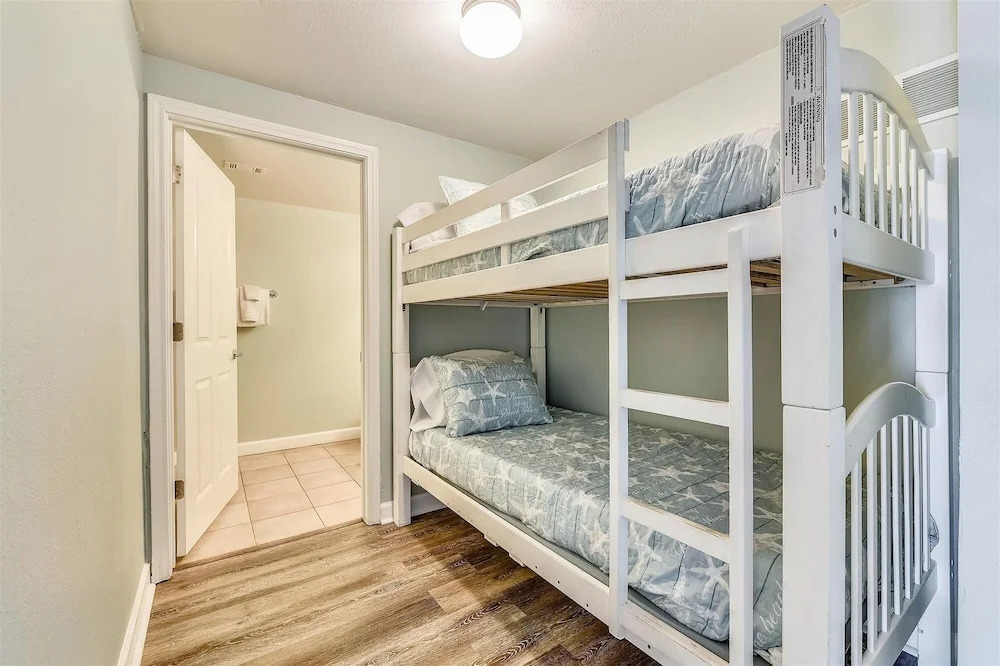 Shores Of Panama 325 - 3rd Floor, Updated, Free Fun! Sleeps 6. 1 Bedroom Condo by RedAwning