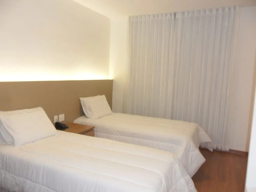 Lord Hotel Aeroporto Confins