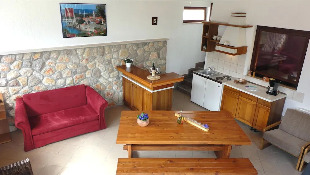Apartments Info