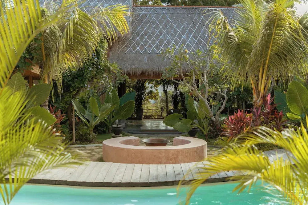 Lulus Villas