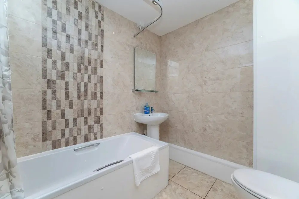 2 Bedroom Apartment 4 Guests