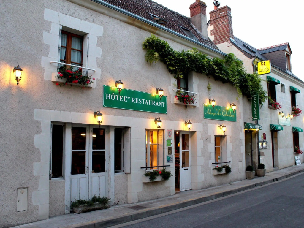 Auberge Le Colombien - Hôtel et Restaurant