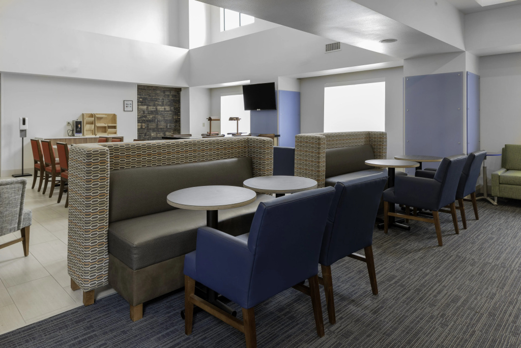 Holiday Inn Express Hotel & Suites Cordele North by IHG