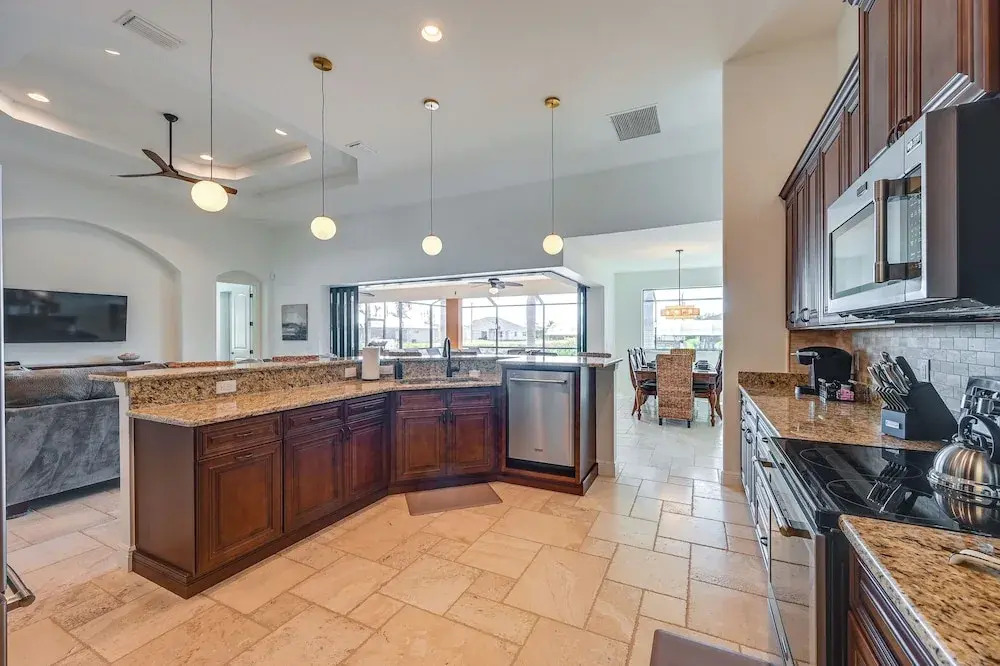 'paradise Palms' Cape Coral Home w/ Dock!