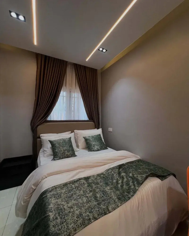 Metrohills Business Suites
