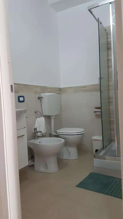GíeffeHOUSE